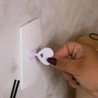 Conjunto 8 Protetores Para Tomada Lyor Com 2 Chaves 3x2x1,5cm Branco - 5