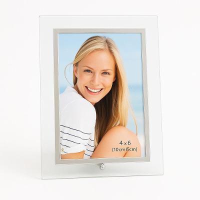 Porta Retrato Vidro Prime Borda Prata Para Fotos 10x15 Vertical ? Tuut