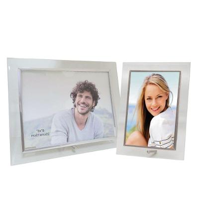 Conjunto Porta Retrato Vidro Borda Prata 10x15 Vertical E 15x20 Horizontal ? Tuut
