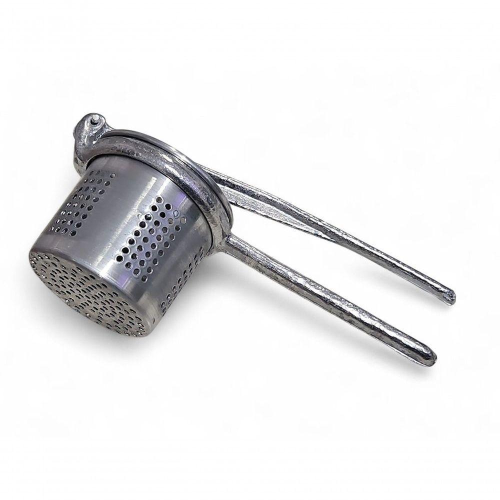 Espremedor Amassador De Batatas Alumínio Purê Pratico - 2