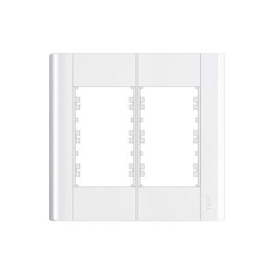 Placa Fame Modulare 4x4 Para 6 Módulos Horizontais Branca