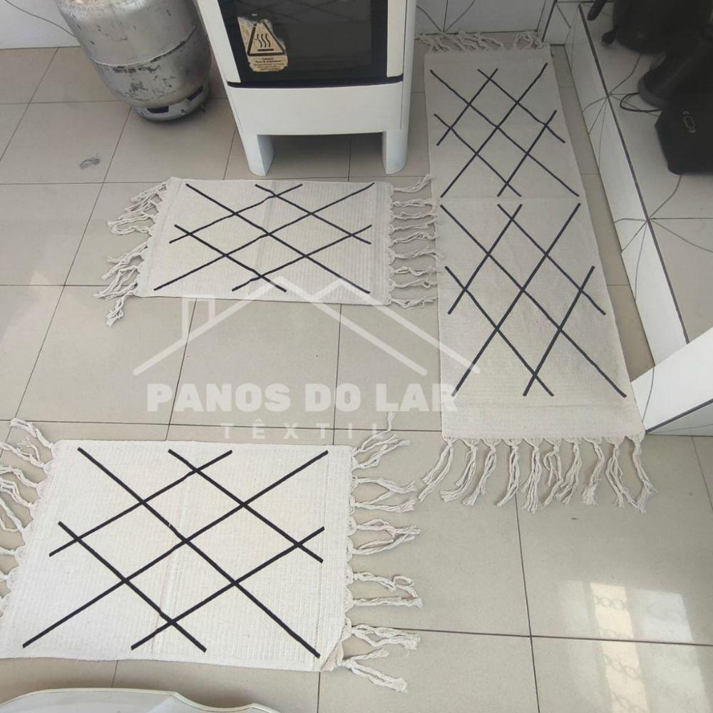 Kit Jogo De Passadeira Tapete De Cozinha Grande 3 Peças Estampado Com Nozinho Tecido Grosso Modelo Linhas Preto - 1