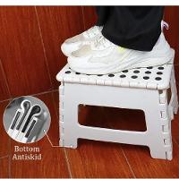 Banqueta Banquinho Portátil Multiuso Plástico Resistente Reforçado Compacto Casa Passeio Viagem Pedicure Clean Branco - 6