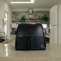 Fritadeira Elétrica Sem Óleo-Air Fryer Amvox ARF1205 5L Com Timer Preto 110V - 6