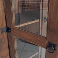 Cristaleira Rústica Madeira Maciça Com 2 Portas De Vidro Imbuia - 3