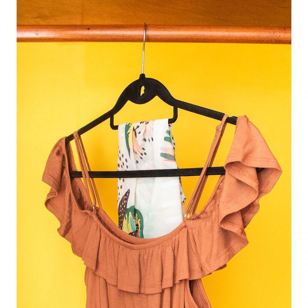 Cabide Veludo Ultra Fino Com Gancho Frontal - Conjunto 3 Peças Preto Para Organizar Seu Closet - 3