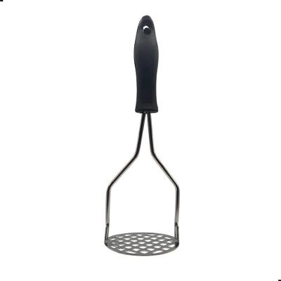 Amassador Espremedor De Batatas Inox Com Cabo Para Purê Legumes Cozinha Doméstica