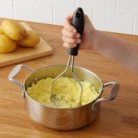 Amassador Espremedor De Batatas Inox Ferramenta De Cozinha Para Purês E Legumes Caseiros - 2