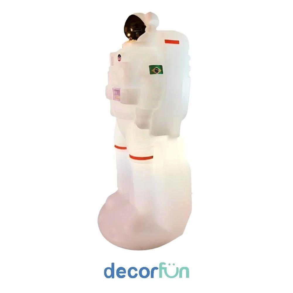 Luminária Astronauta De Mesa 3d Decoração Criativa Bivolt - 3