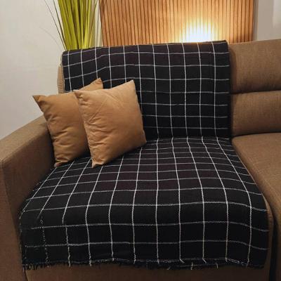 Manta Para Sofá E Cama Grande 2 E 3 Lugares 2,40x1,80 De Luxo Protetora De Sofa Gigante Listrada Preto Com Branco