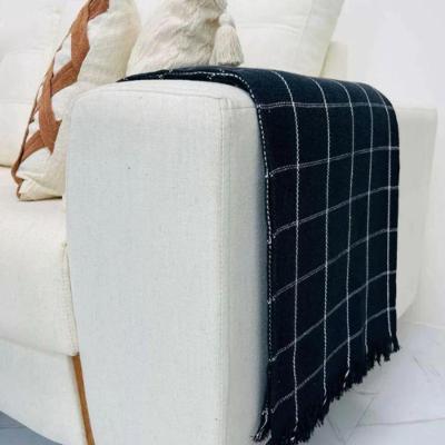 Manta Para Sofá Grande Gigante 2 E 3 Lugares 2,40x1,80 Decorativa Tecido Macio Sofa Cama Na Promoção Preto-branco