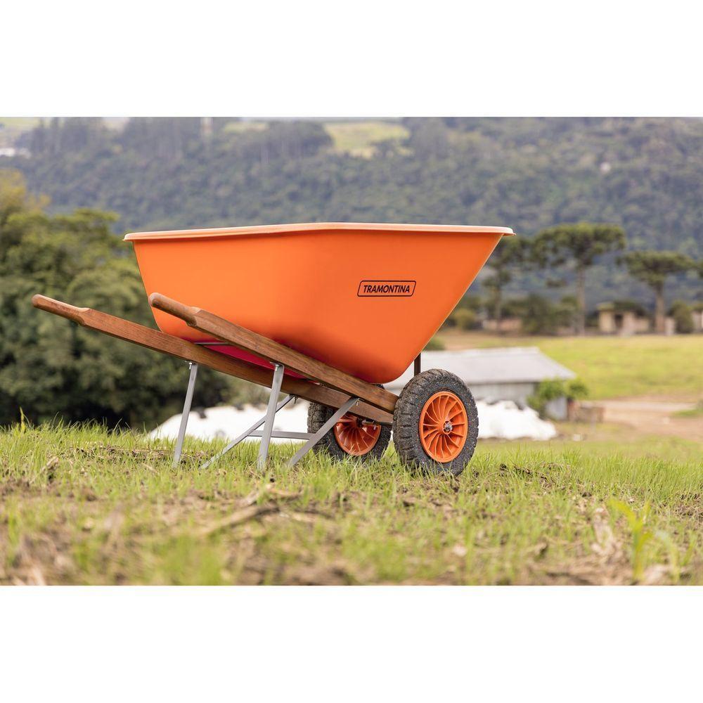 Carrinho De Mão Tramontina Caçamba Plástica Extrafunda 200l Braço Madeira Duas Rodas Pneus Maciços Tramontina - 4