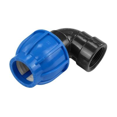 Cotovelo 90º De Compressão Rosca Fêmea 32 Mm X 1 Tramontina Para Mangueiras De Pead Tramontina