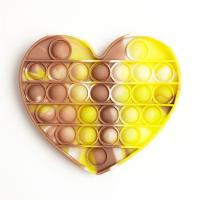 Pop It Tie Dye Coração Fidget Toy Brinquedo Silicone Sensorial - Amarelo E Marrom - 1