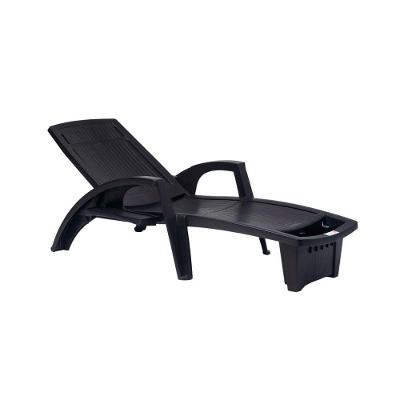 Espreguiçadeira Sole Reclinável Preta Em Polipropileno Com Proteção Uv Pisani