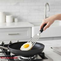 Espátula Flexível Perfurada 32cm Em Inox Preta Kitchenaid - 6