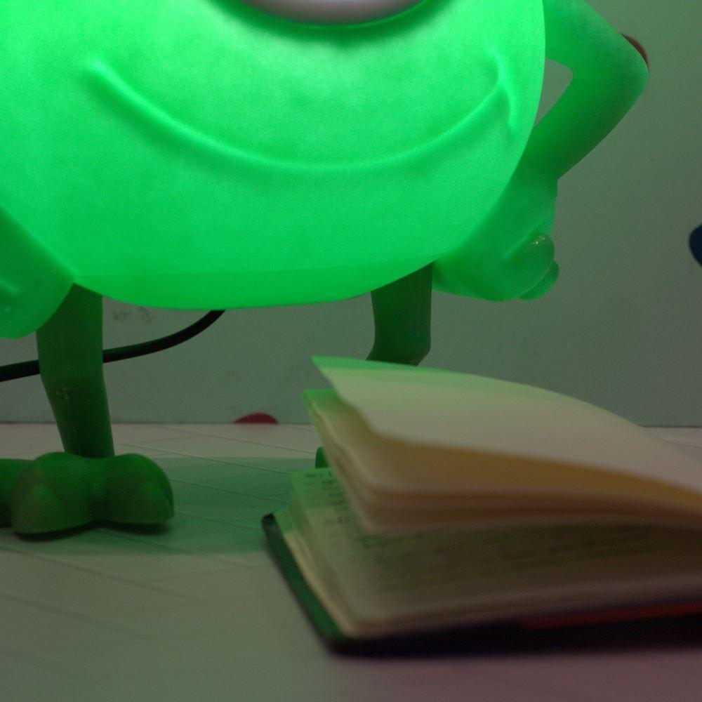 Luminária Mike: Seu Amigo Iluminado Para Noites De Aventura E Conforto! - 4