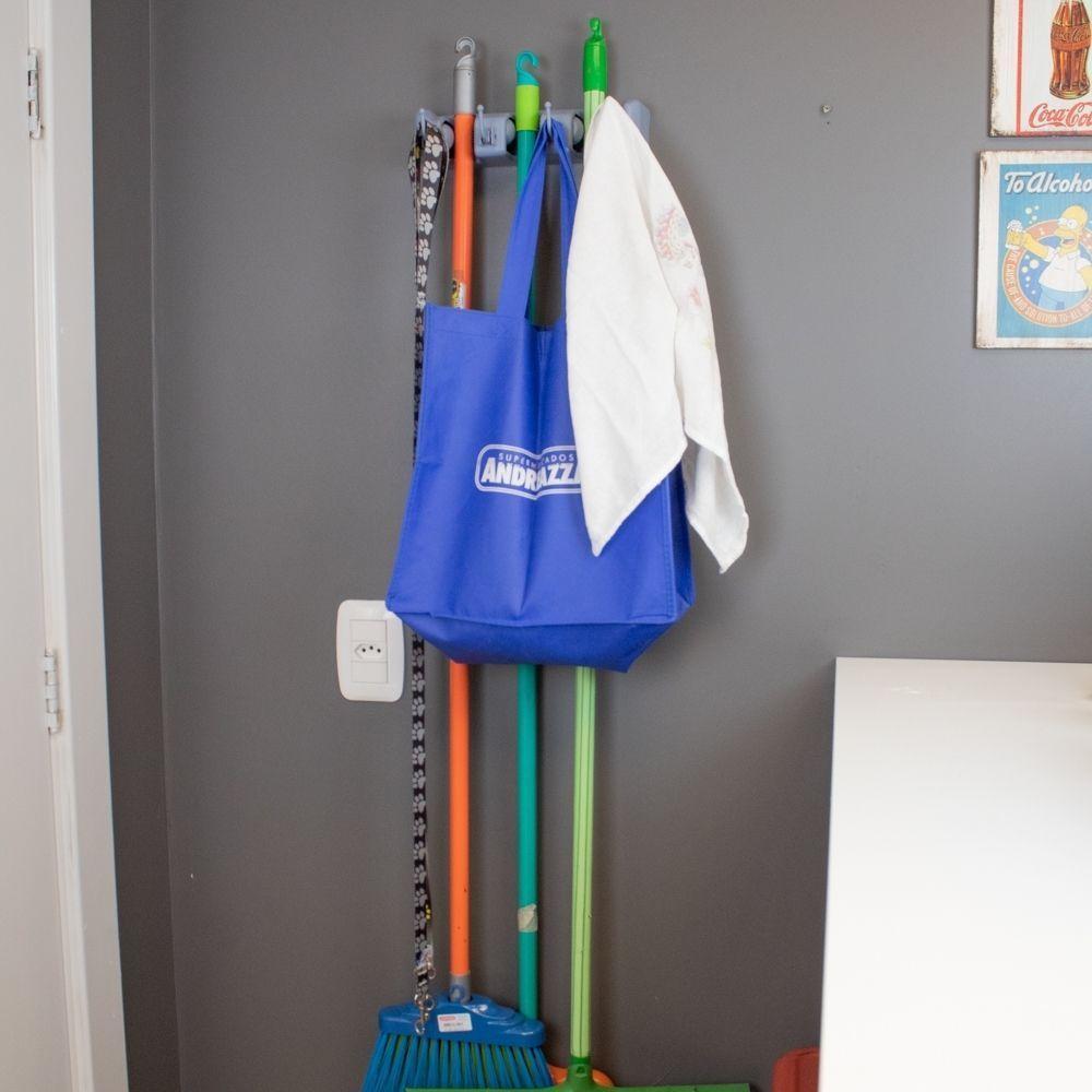 Organizador Vertical Elegante Para Vassouras E Utensílios - Praticidade E Estilo Em Cinza - 3