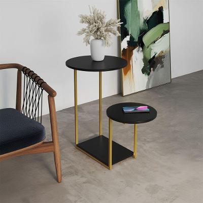 Mesa Auxiliar Ferro Dourado Tampo Redondo Preto Cibele