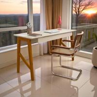 Escrivaninha Taurus 1 Gaveta Mdf Pés Madeira Maciça Mesa De Estudo Aparador Moderno Off White