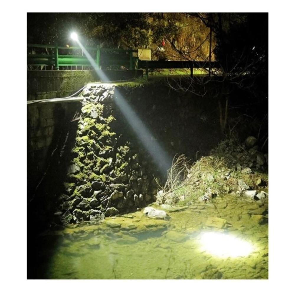 Lanterna Tatica Holofote 100w Alcance 2km Portatil Led Profissional Potente Albatroz 2000 Metros Caca Pesca Trilha Campi - 4