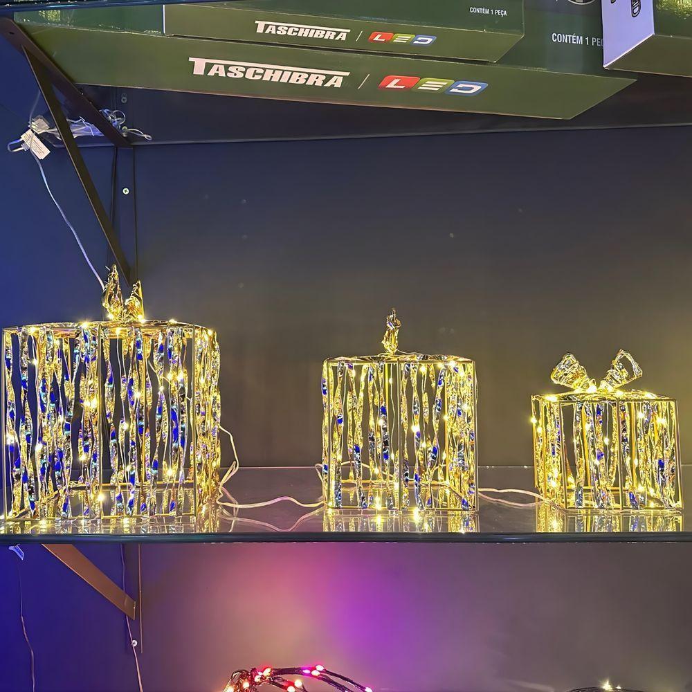 Enfeite Natalino Iluminado Led 3 Caixas De Presentes Dourada Bivolt - 4