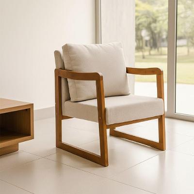 Poltrona Decorativa Com Braço Em Madeira Maciça Alice Linho Bege