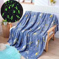 Manta Infantil Que Brilha No Escuro Com Estampa De Estrelas, Dinossauros E Astronautas – Macia E Aconchegante 1,5mx1,2m - 6