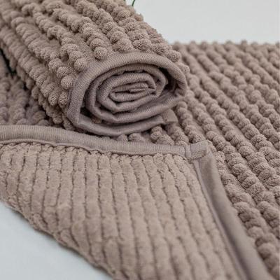 Tapete Para Banheiro Bolinha Soft 38x58 Taupe