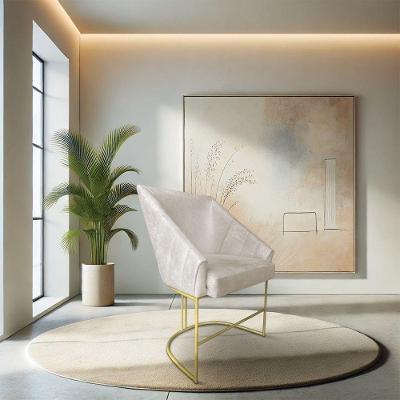 Poltrona Decorativa Alana Veludo Base De Ferro Dourado - Pallazio Cor Bege