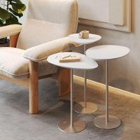 Conjunto De 3 Mesas Laterais Orgânicas Kaleo Base Champanhe Tampo Branco