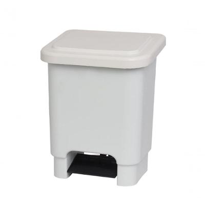 Lixeira 15l Retangular C/pedal Branco Lar Plasticos 13199