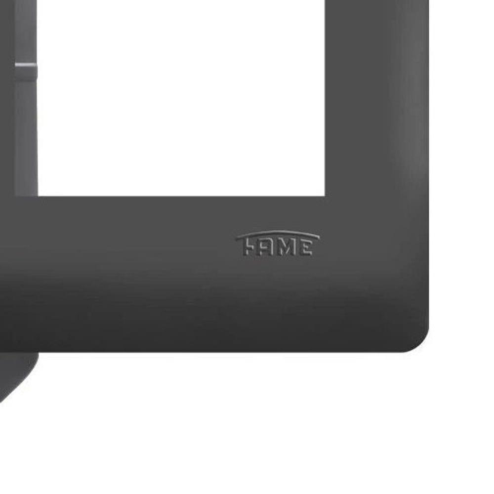 Placa 4x2 C-suporte - 3 Módulos Horizontais - Habitat Black 4075 - 5