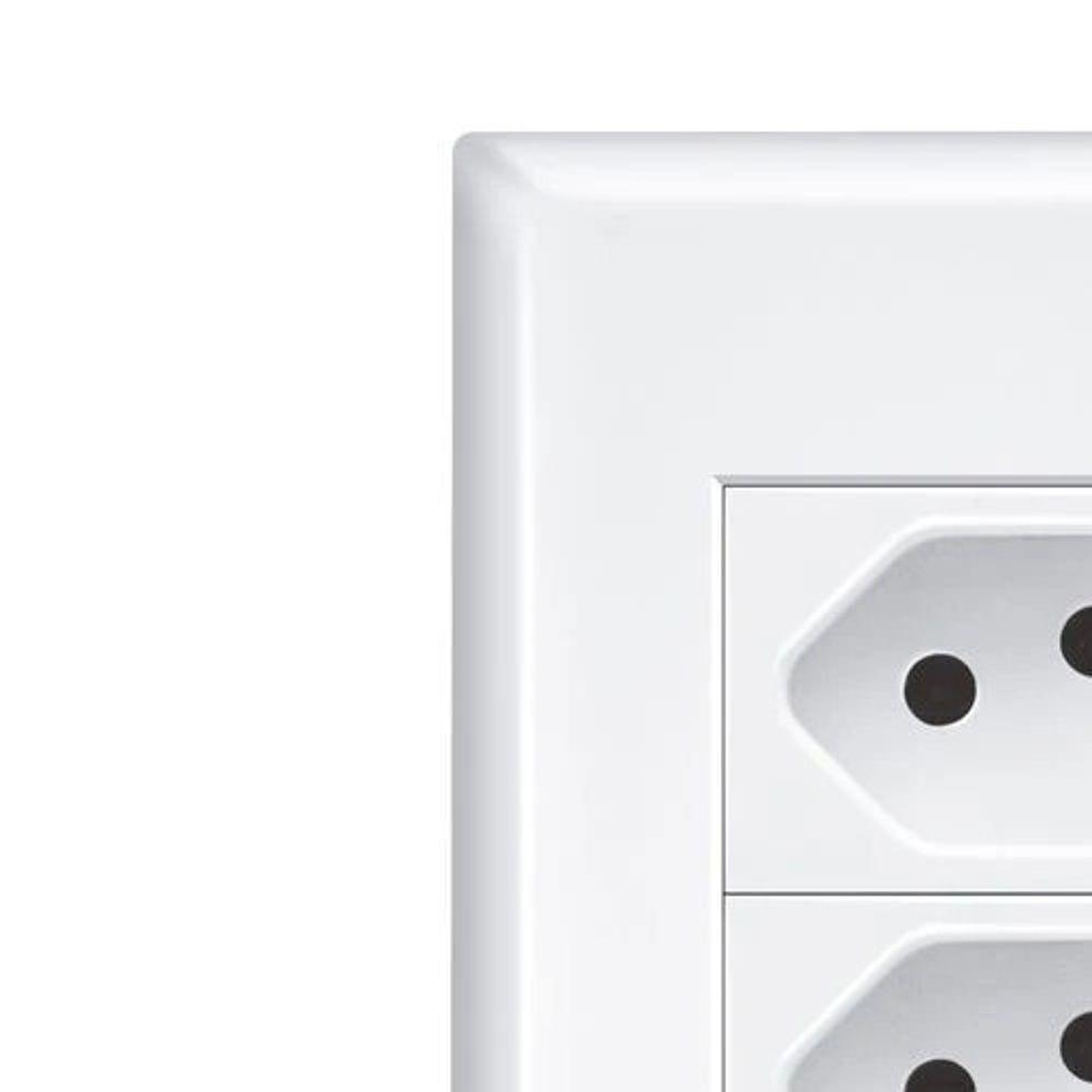 Tomada Fame 2p + T 10a Tripla - 3267 Evidence - 2