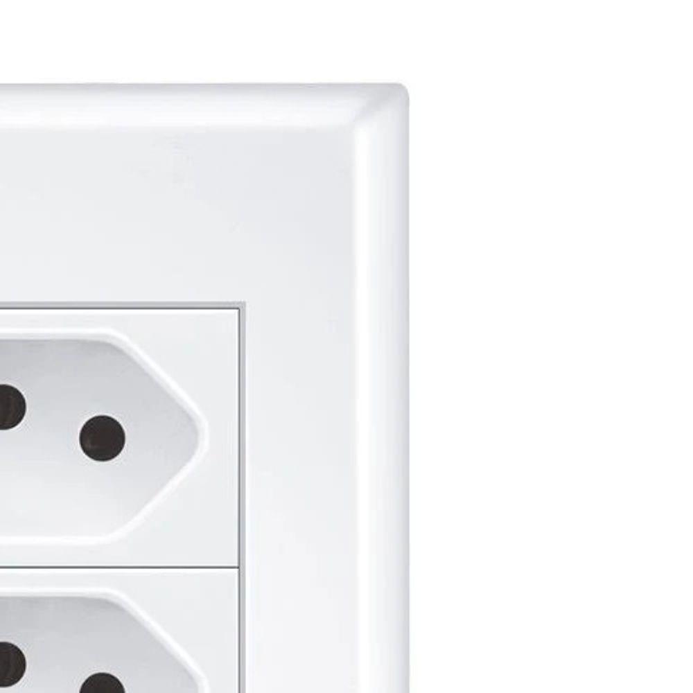 Tomada Fame 2p + T 10a Tripla - 3267 Evidence - 3