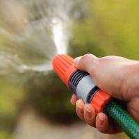 Esguicho Tramontina Com Engate Rápido Com Jato Regulável 78515-000 - 2