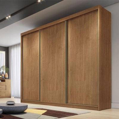 Guarda Roupa Casal Ambiente Logan 3 Portas 4 Gavetas Cumaru 23 - Novo Horizonte