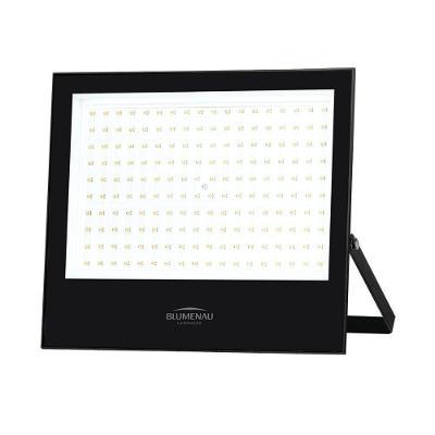 Refletor Blumenau De Led Slim 200w 3000k Preto Bivolt