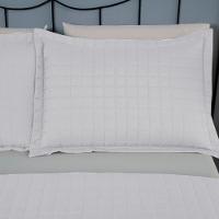 Cobre Leito Branco + Kit Peseira Matelado Copacabana Percal 300 Fios Queen 08 Peças 100% Poliéster - Branco/cáqui - 3