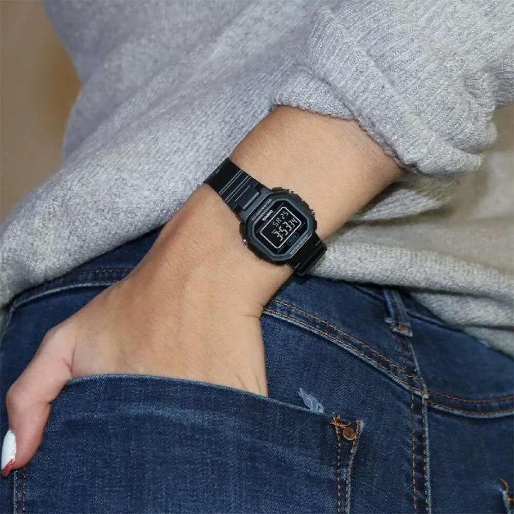 Relógio Casio Standard La-20wh-1bdf - 2