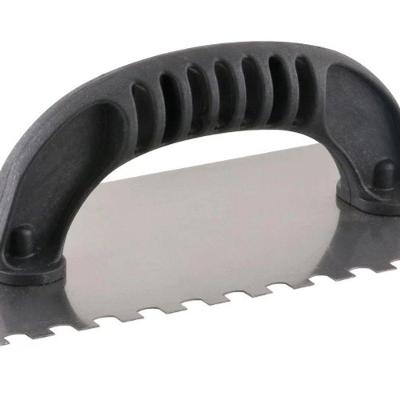 Desempenadeira Aço Dentada 12,0x25,5cm Cabo Plástico Fechado - Vonder