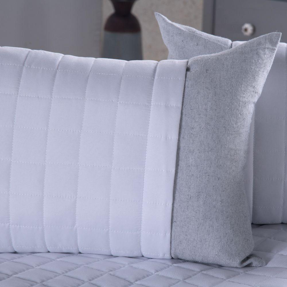 Cobre Leito Branco + Kit Peseira Matelado Copacabana Percal 300 Fios King 08 Peças 100% Poliéster - Branco - 7