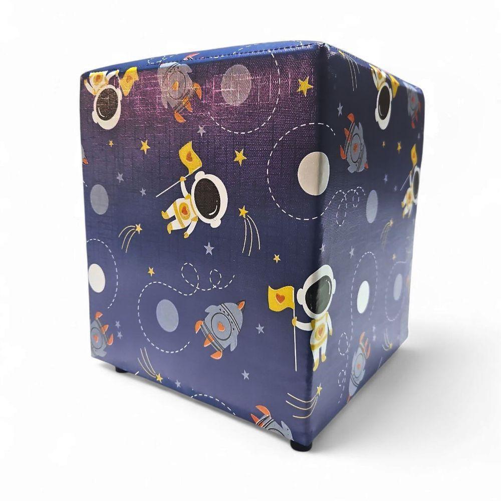 Mini Puff Banqueta Quadrado Cubo Decorativo Courino E Suede Astronauta Courino - 4