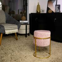 Puff Redondo Decoração De Natal Base De Ferro Dourado Veludo Rosê F04 - D'rossi - 2