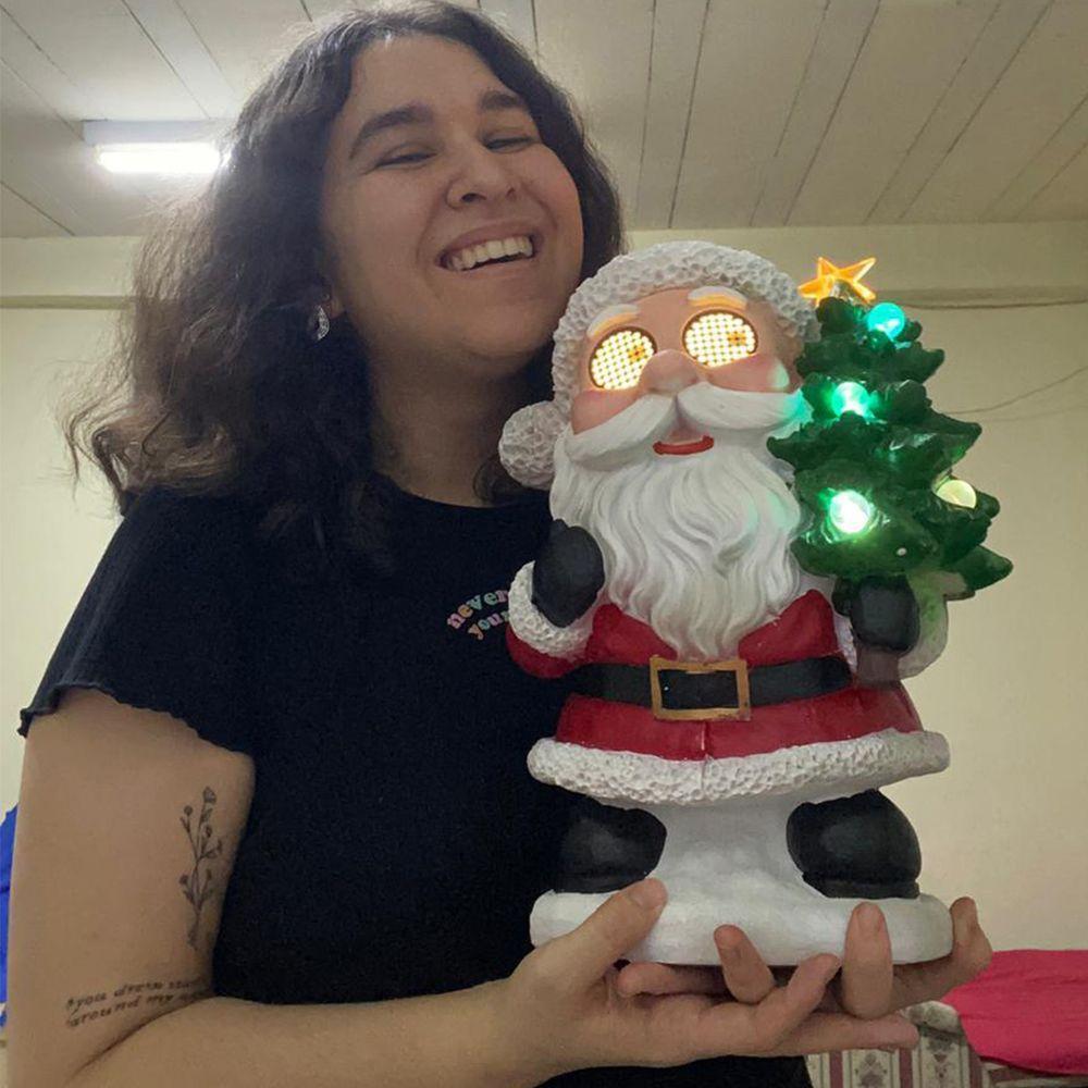Papai Noel Arvore Natal Mexe Olhos Musica Som Led Enfeite Iluminado Natalino Mesa Estante Festa Hall Entrada Fim De Ano - 5