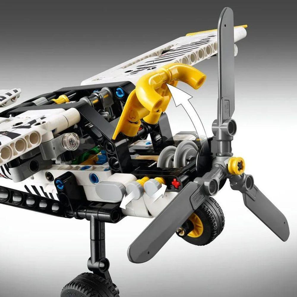 Lego Technic Bush Plane - 333 Peças 42198 - 6