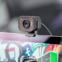 Logitech Streamcam Mais 1080P Webcam Grafite-960-001280 - 3