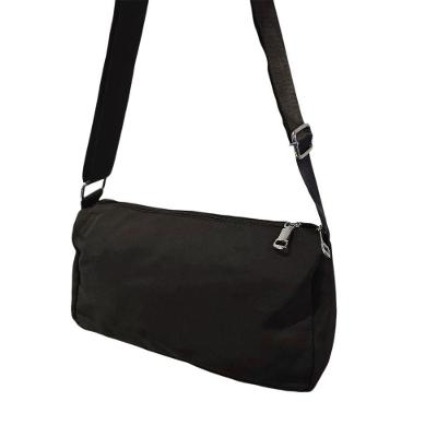 Bolsa Lateral Alça Grossa Transversal Lisa Casual Festa Preto