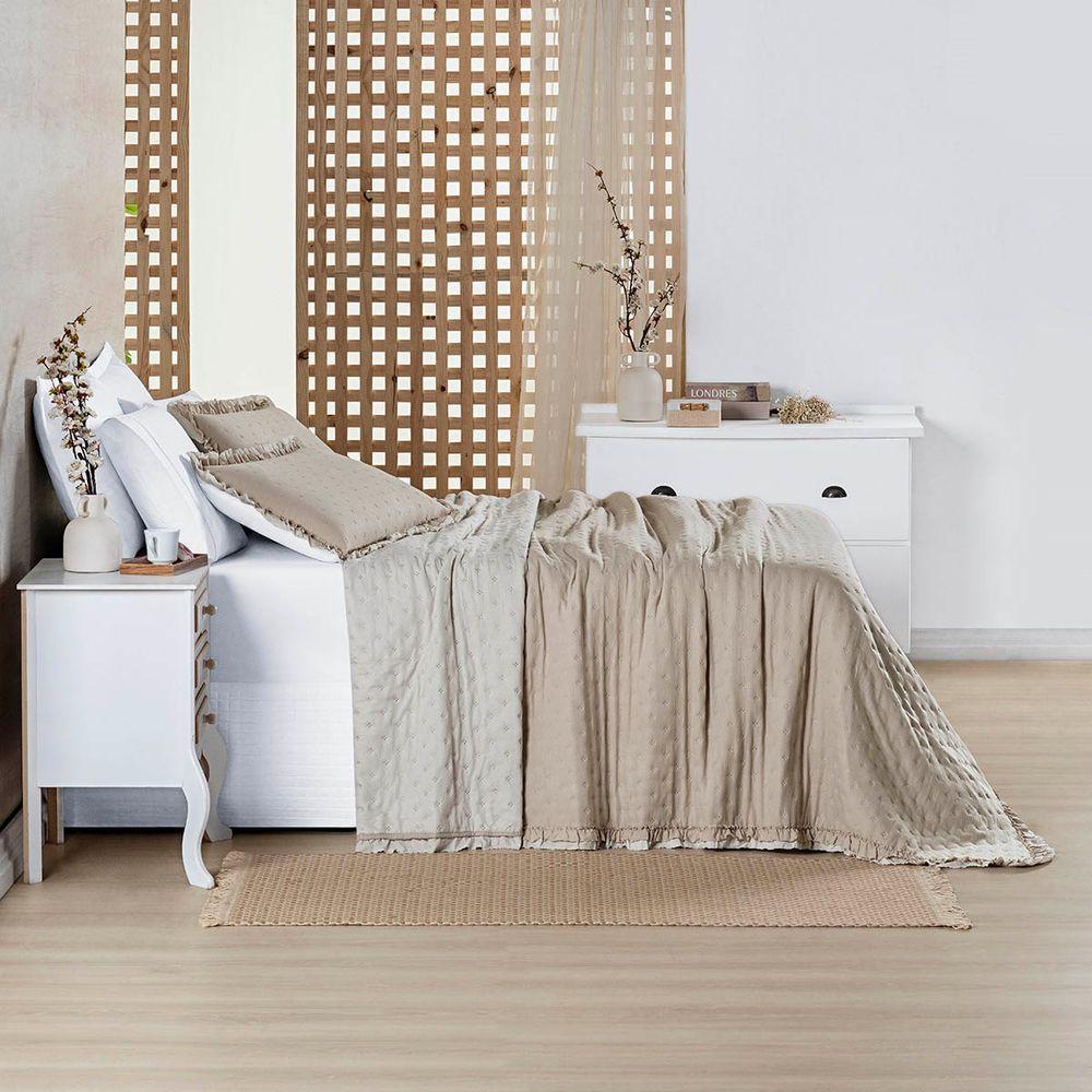 Kit Cobre Leito Colcha Vitta Queen Matelado C/ Babadinhos 200 Fios 3 Peças Bege - 100% Poliéster - 4