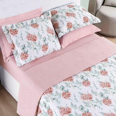 Kit Cobre Leito Colcha Maris Queen Estampado Dupla Face Percalle 200 Fios 3 Peças Hortênsia Salmão